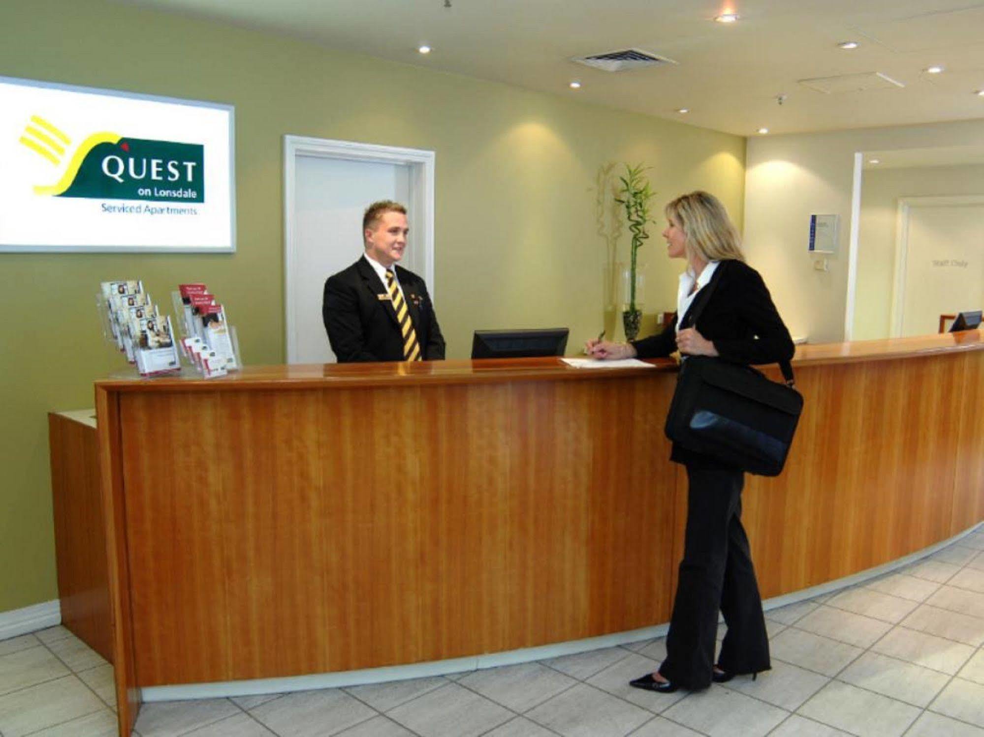 Comfort Hotel Melbourne Central Eksteriør billede